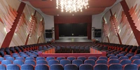 Visuel décoratif représentant la salle du théâtre Armande Béjart.