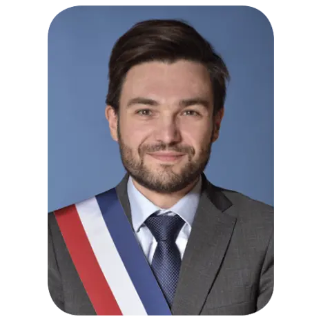 Photo de Thomas Doublic, Adjoint au maire délégué au développement durable, aux espaces verts, parcs et jardins (y compris pour l'implantation d'aires de jeux), à la biodiversité et au quartier Centre-Mairie.