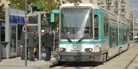 Visuel décoratif représentant une rame de tramway.