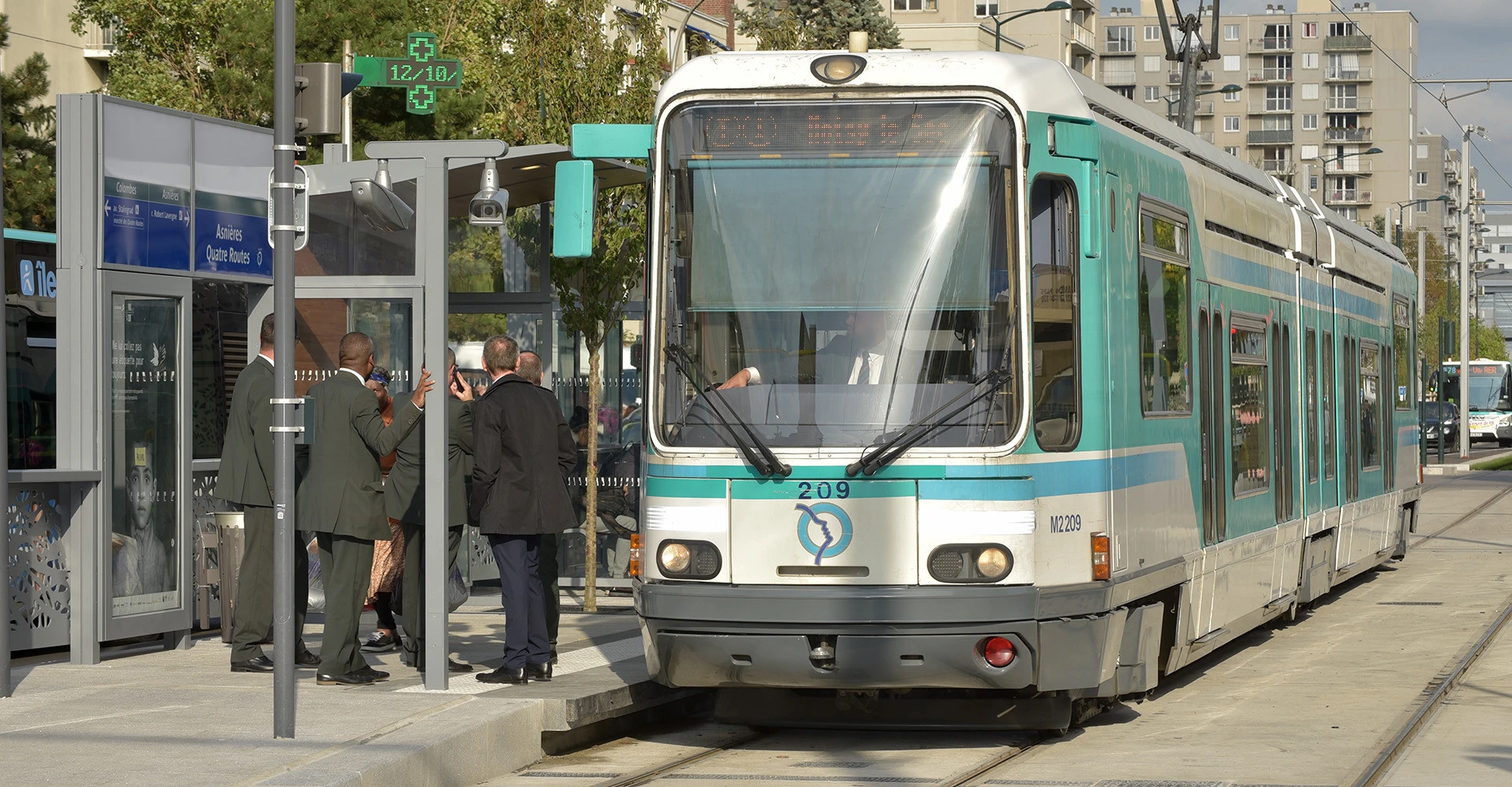 Visuel décoratif représentant une rame de tramway.