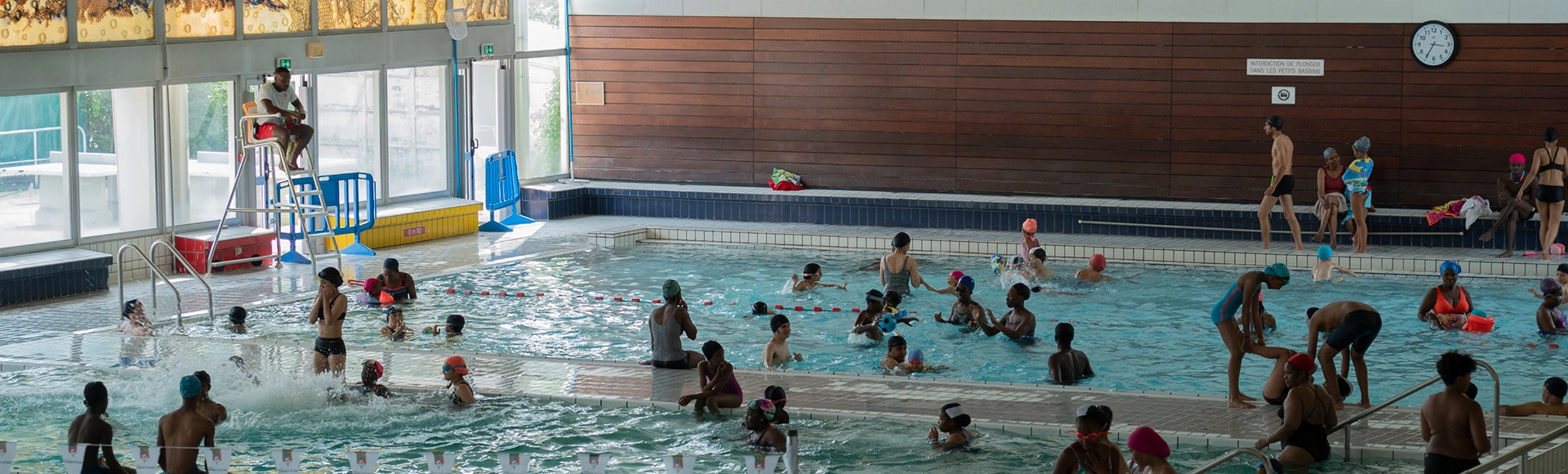 Photo décorative illustrant la piscine municipale.