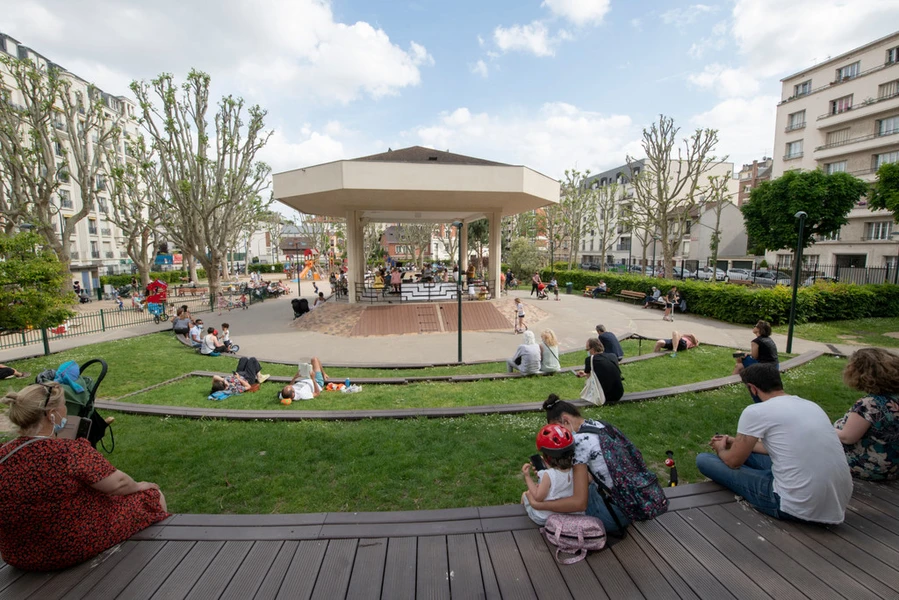 Une photo du Square Gilbert Thomain